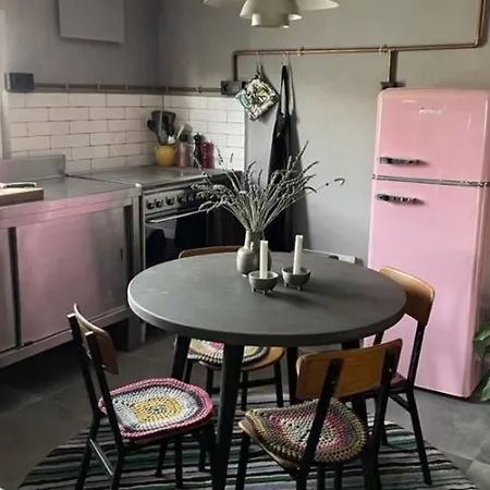 Sol Radiante Attic Studio, Designer-style Studio With Top-tier Amenities